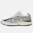 SEPATU SNEAKERS NEW BALANCE Made in USA 990v4