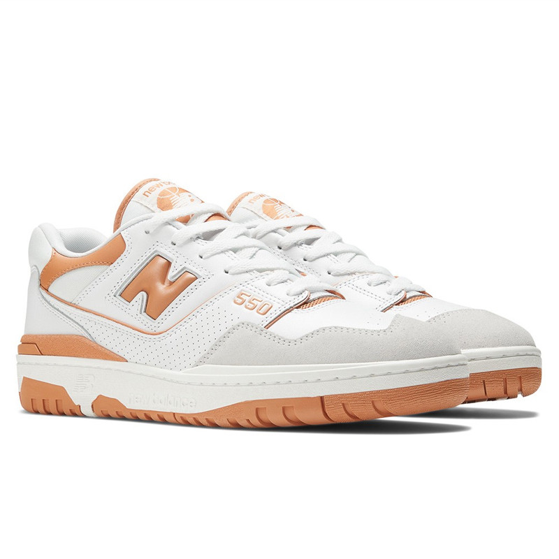 SEPATU SNEAKERS NEW BALANCE 550