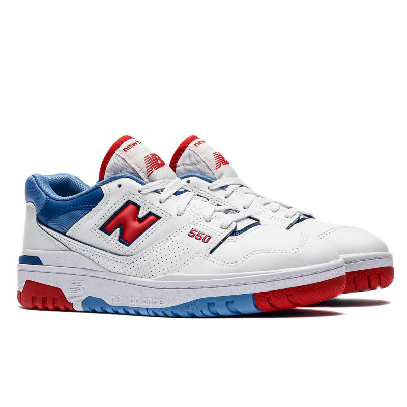 SEPATU SNEAKERS NEW BALANCE 550