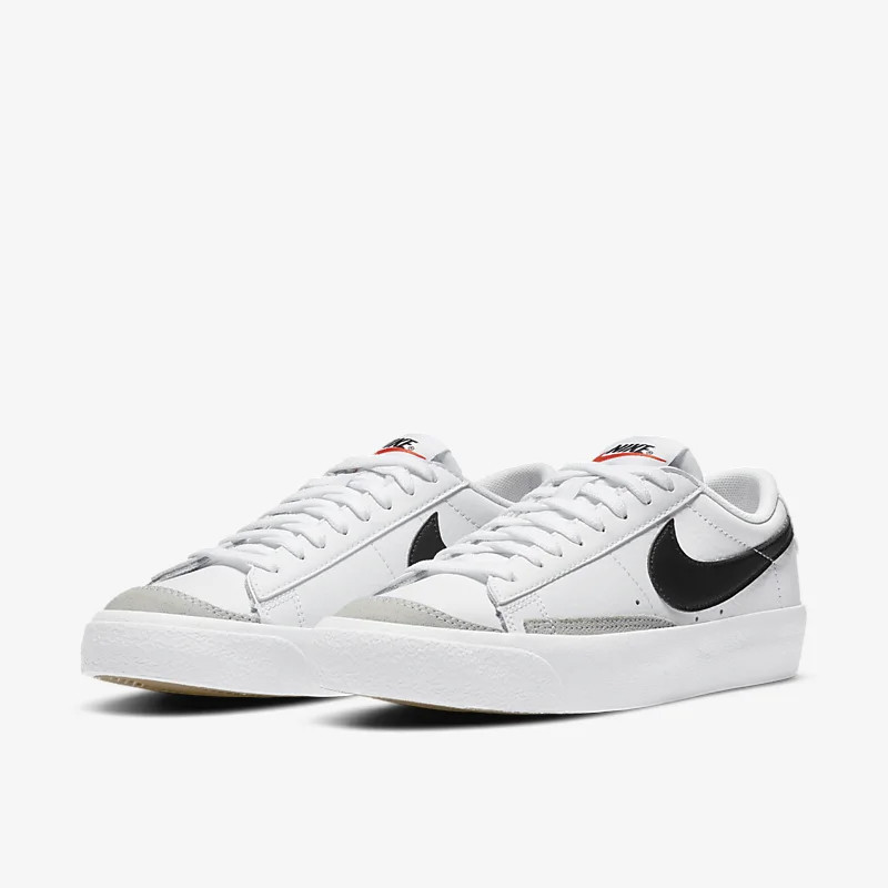 SEPATU SNEAKERS NIKE Blazer Low '77 Gs