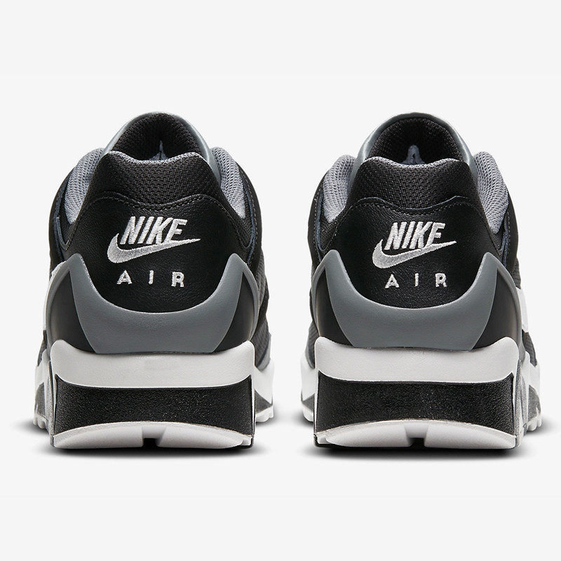 SEPATU SNEAKERS NIKE Air Structure Triax 91