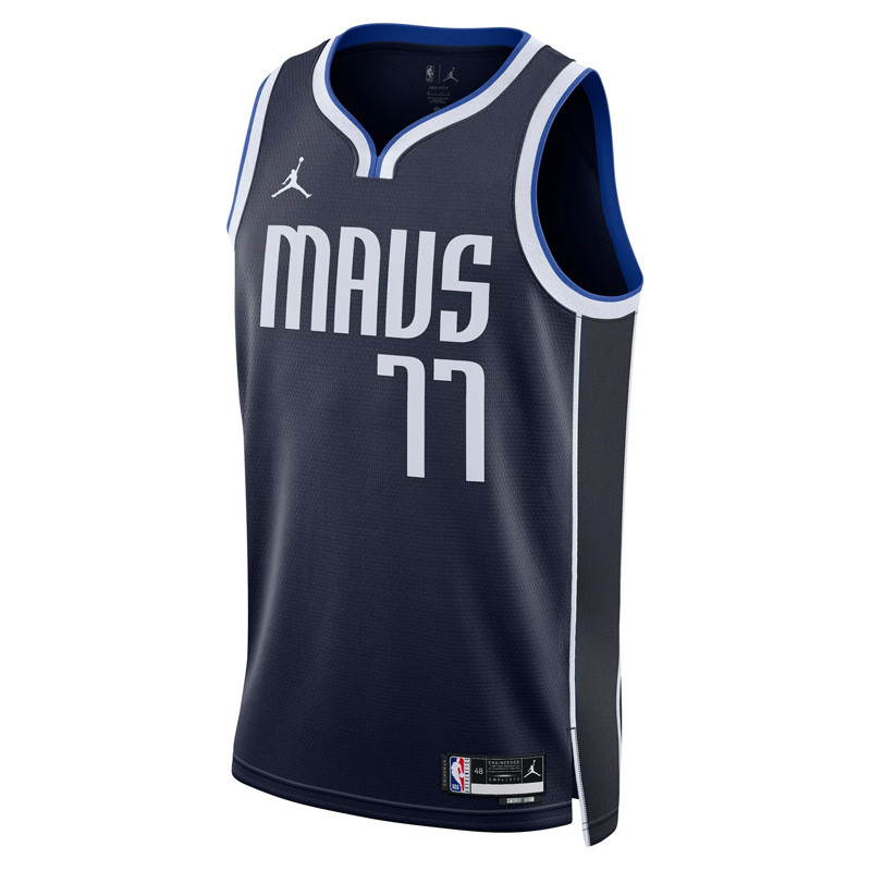 BAJU BASKET AIR JORDAN Luka Doncic Dallas Mavericks Statement Edition Swingman Jersey