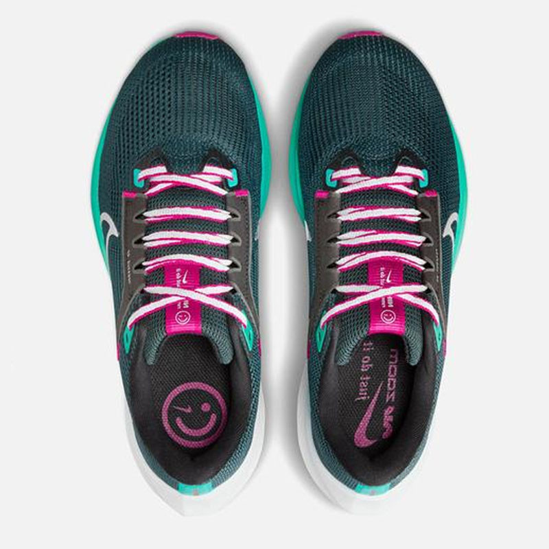 SEPATU LARI NIKE Wmns Air Zoom Pegasus 40