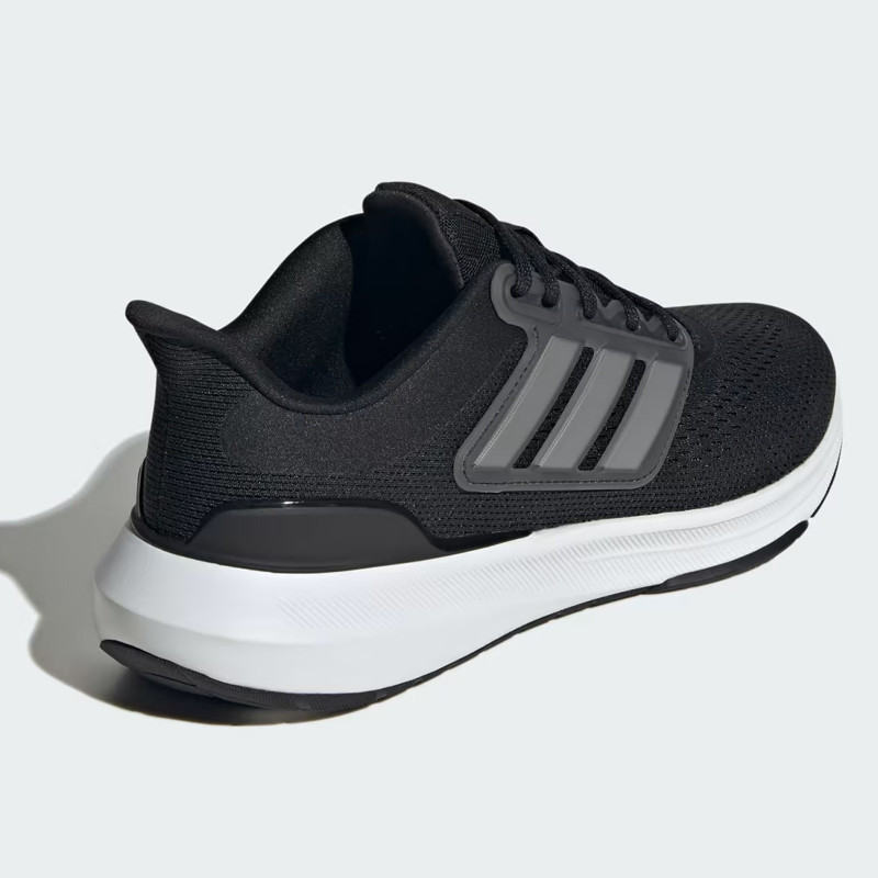 SEPATU LARI ADIDAS ULTRABOUNCE