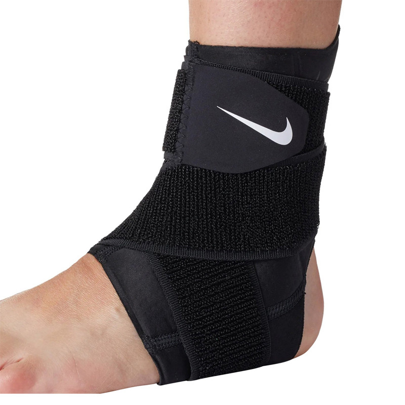 AKSESORIS TRAINING NIKE Pro 3.0 Ankle Sleeve